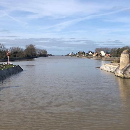 Gite Sur Grand Fort Philippe Bagian luar foto